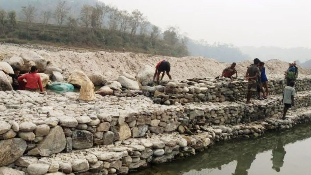 अठार करोडको लागतमा तटबन्ध निर्माण