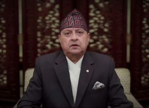   अघोषित नजरबन्दमा पूर्व राजा ज्ञानेन्द्र शाह नगरकोटबाट आए लगत्तै ...